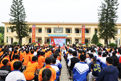 Toàn cảnh buổi ngoại khoá