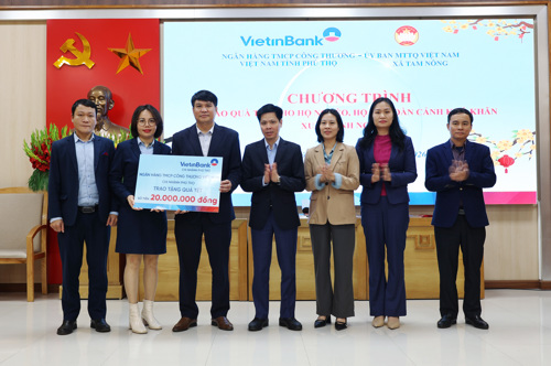 Ngân hành ViettinBank ủng hộ