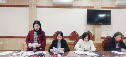 Lãnh đạo phòng Văn hóa - xã hội thông qua kế hoạch dâng hương