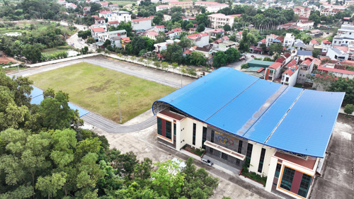 Toàn cảnh khu liên hợp Thể thao xã Tam Nông nhì từ trên cao