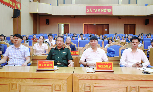 Các đại biểu tham dự chương trình