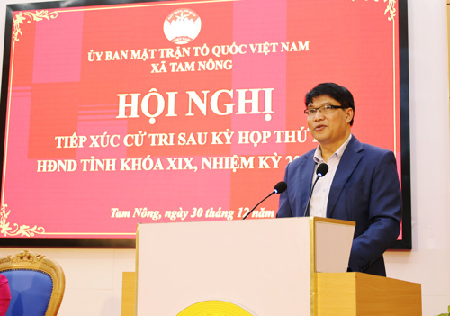 Ông Nguyễn Khắc Long - UVBTV, Chủ tịch UBMTTQ Việt Nam xã Tam Nông khai mạc hội nghị TXCT