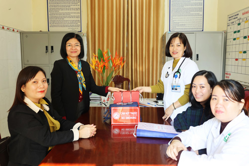 Trạm Y tế xã thực hiện tốt chức năng chăm sóc sức khỏe ban đầu cho Nhân dân.