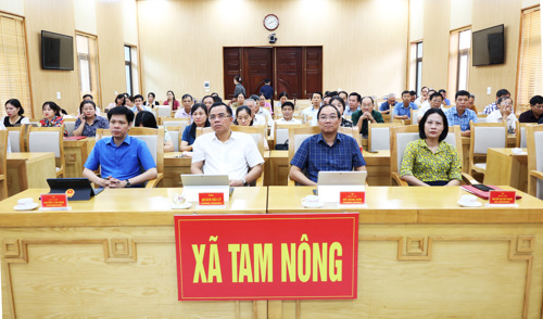 Các đại biểu tham dự hội nghị trực tuyến