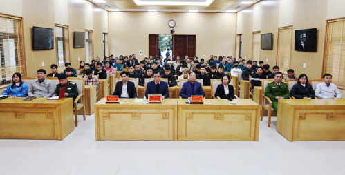 Các đại biểu tham dự hội nghị