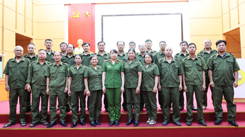 Các thí sinh chụp ảnh lưu niệm tại Hội thi