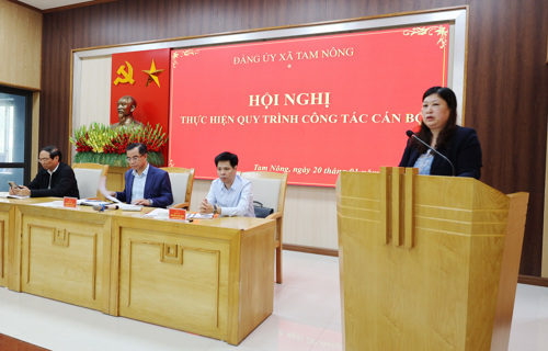 Đồng chí Lê Thị Thu Hiền - Trưởng Ban Xây dựng Đảng phát biểu tại hội nghị