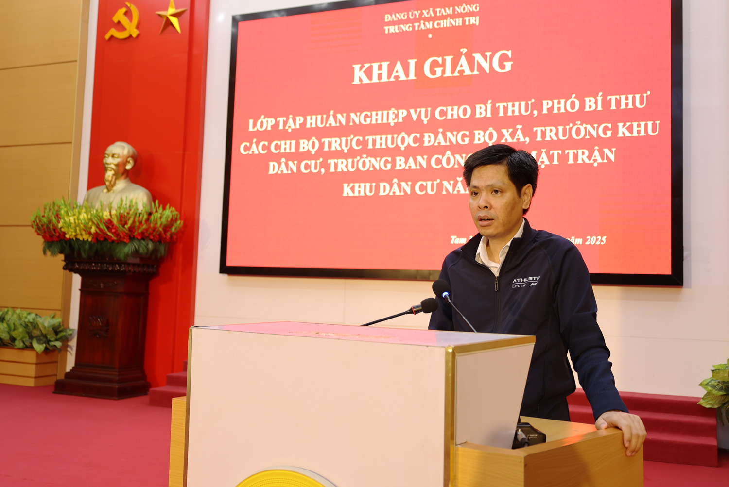 Xã Tam Nông khai giảng lớp tập huấn nghiệp vụ cho cán bộ cơ sở