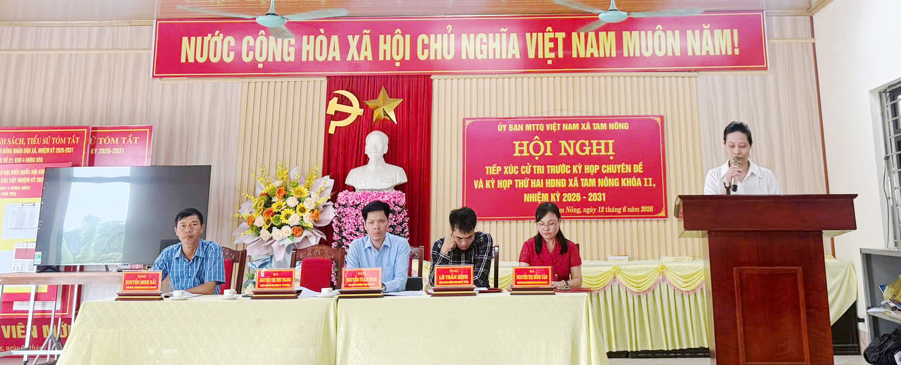 TỔ ĐẠI BIỂU SỐ 2 HĐND XÃ TAM NÔNG TIẾP XÚC CỬ TRI TRƯỚC KỲ HỌP CHUYÊN ĐỀ VÀ KỲ HỌP THỨ HAI
