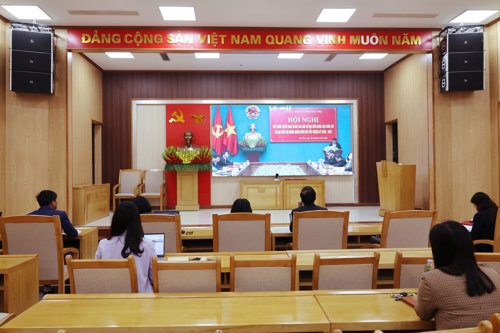 Toàn cảnh buổi tập huấn trực tuyến tại điểm cầu xã Tam Nông