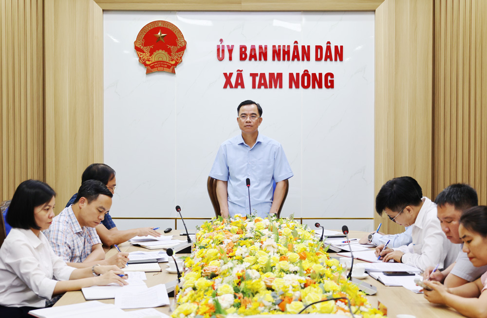 Thường trực Đảng ủy xã Tam Nông họp xem xét các nội dung quan trọng về kinh tế - xã hội và công tác xây dựng Đảng.
