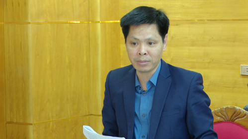 Đồng chí Nguyễn Tuấn Ngọc - Phó Bí thư Thường trực Đảng ủy phát biểu tại hội nghị