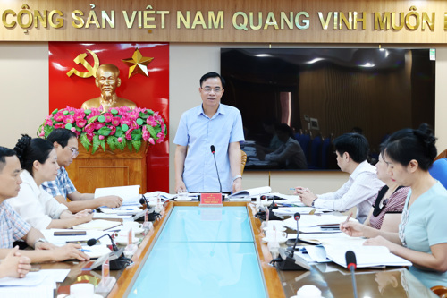 Đồng chí Quách Hải Lý - Bí thư Đảng ủy, Chủ tịch HĐND xã kết luận hội nghị