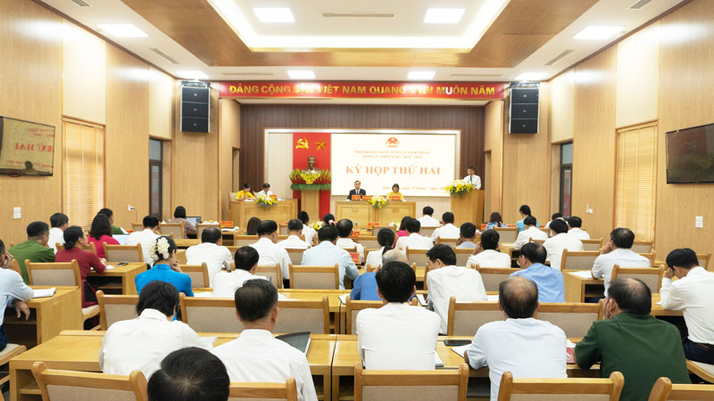 XÃ TAM NÔNG TỔ CHỨC TRỌNG THỂ KỲ HỌP THỨ HAI HĐND XÃ KHÓA I, NHIỆM KỲ 2021-2026.