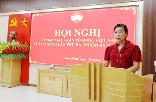 Đại diện Ban Công tác Mặt trận thôn phát biểu tại hội nghị