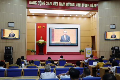 Toàn cảnh điểm cầu xã Tam Nông