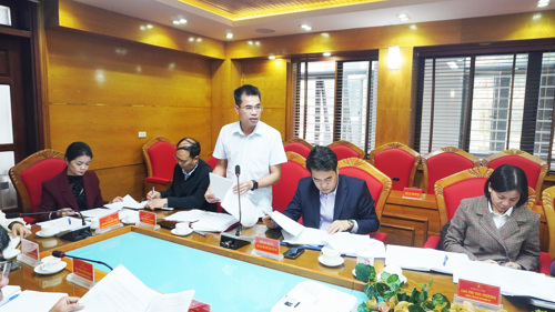 Đồng chí Lê Trần Bình - ĐUV, Trưởng phòng Kinh tế phát biểu