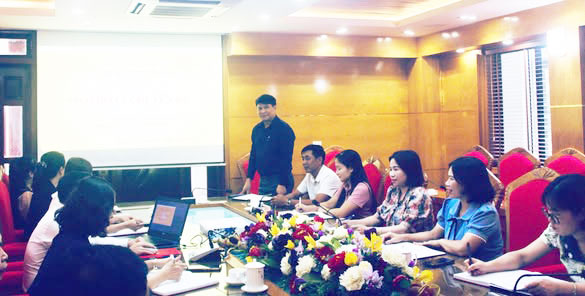 Chi bộ MTTQ Việt Nam xã Tam Nông sinh hoạt chuyên đề Học tập và làm theo tư tưởng, đạo đức, phong cách Hồ Chí Minh.