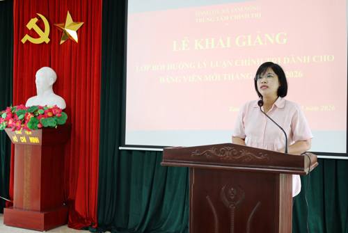 Lãnh đạo Trung tâm Chính trị quán triệt một số nội qui lớp Bồi dưỡng