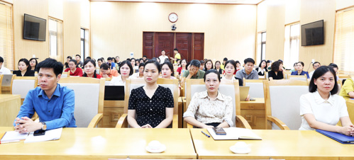 Các đại biểu tham dự buổi tập huấn