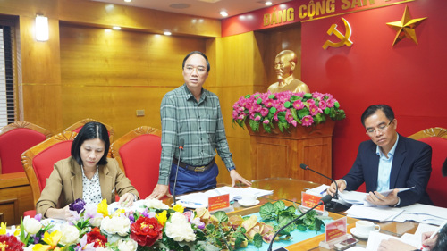 Đồng chí Đỗ Hùng Sơn - Phó Bí thư Đảng ủy, Chủ tịch UBND xã phát biểu ý kiến