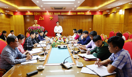 Toàn cảnh hội nghị Ban Thường vụ Đảng ủy xã Tam Nông do đồng chí Quách Hải Lý - Bí thư Đảng ủy, Chủ tịch HĐND xã chủ trì