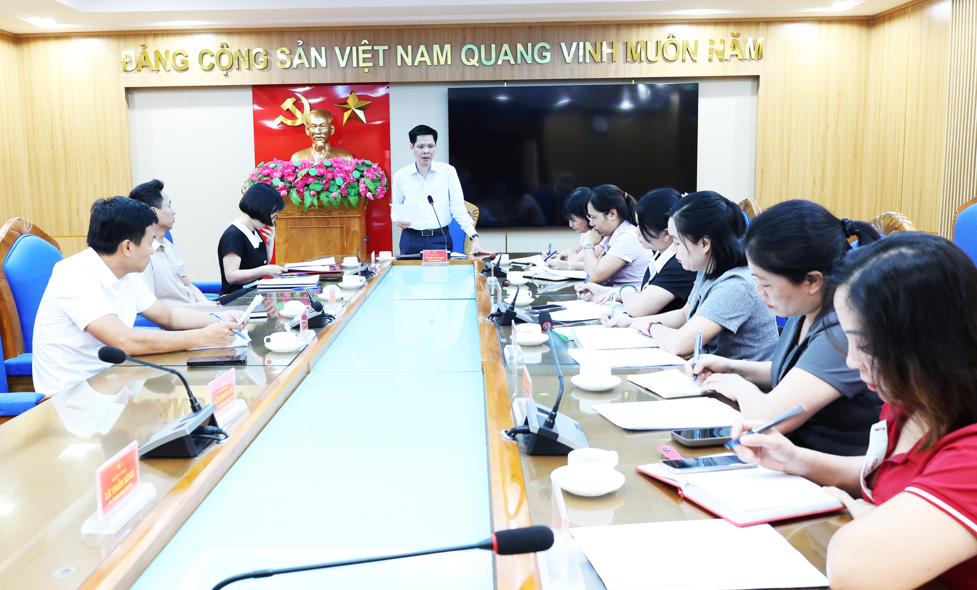Đảng ủy xã Tam Nông tổ chức hội nghị công bố quyết định kiểm tra đối với chi bộ và đồng chí Bí thư chi bộ.