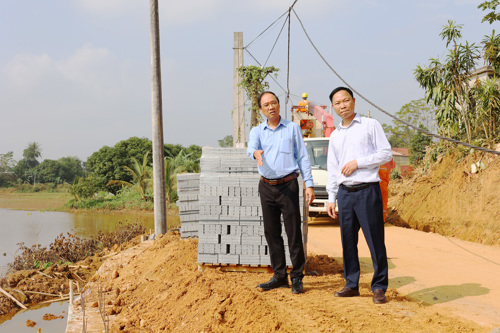 Chủ tịch UBND xã chỉ đạo đẩy nhanh tiến độ hoàn thành tuyến đường giao thông từ Chùa Trúc Phê mới đi đường Xuân Nương và tuyến từ Nhà văn hóa khu 7 đi khu 1 (Dân Quyền) xã Tam Nông xong trước Tết Nguyên đán Bính Ngọ 2026