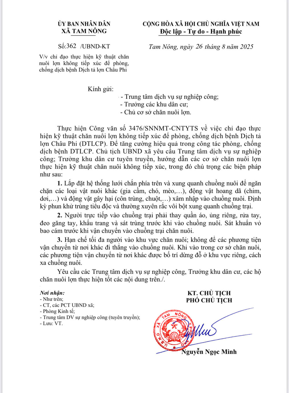 Xã Tam Nông chỉ đạo thực hiện chăn nuôi lợn không tiếp xúc.