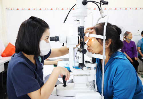 Thăm khám trên các thiết bị hiện đại