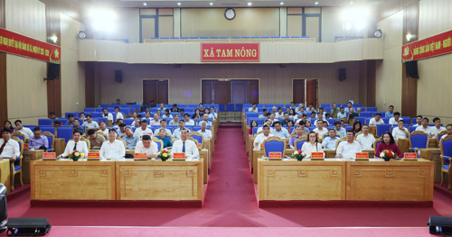 Các đại biểu tham dự chương trình