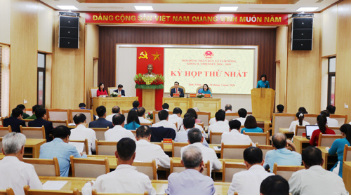 Toàn cảnh kỳ họp