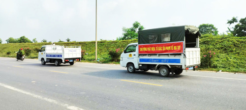 Diễu hành, tuyên truyền trực quan tại Lễ ra quân