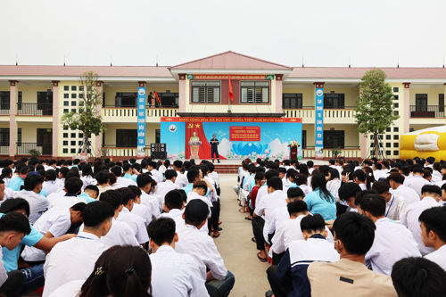 Trung tâm GDNN-GDTX tam Nông trải nghiệm PCCC