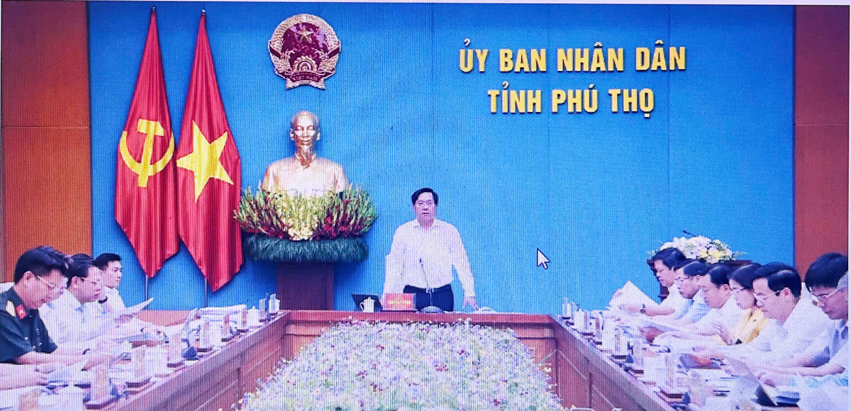 Xã Tam Nông tham dự hội nghị trực tuyến phiên họp hành chính  của UBND tỉnh Phú Thọ.
