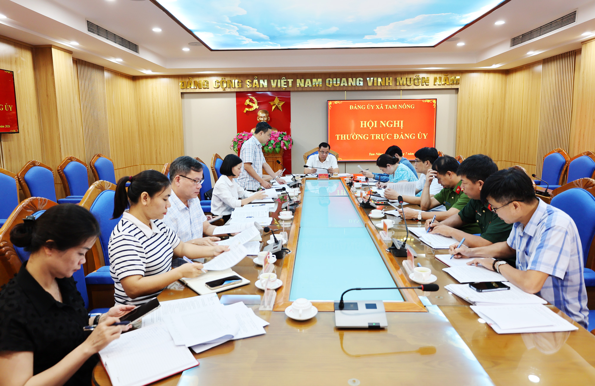 THƯỜNG TRỰC ĐẢNG ỦY XÃ TAM NÔNG CHO Ý KIẾN VÀO CÁC NỘI DUNG QUAN TRỌNG.