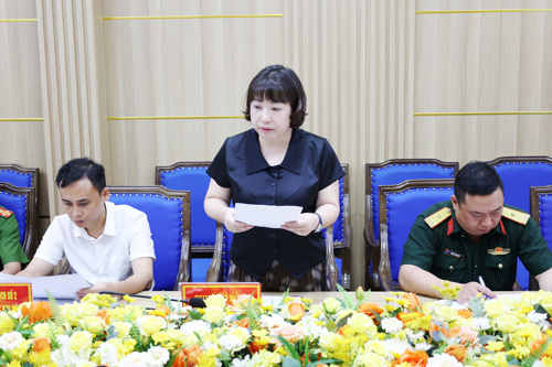 Đại diện Lãnh đạo Thuế cơ sở 4 phát biểu tại hội nghị