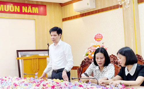 Đồng chí Nguyễn Tuấn Ngọc - Phó Bí thư Thường trực Đảng ủy xã Tam Nông phát biểu chúc mừng