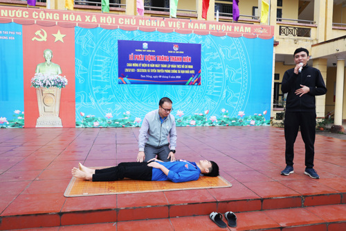 Tập huấn Phòng chống đuối nước cho học sinh