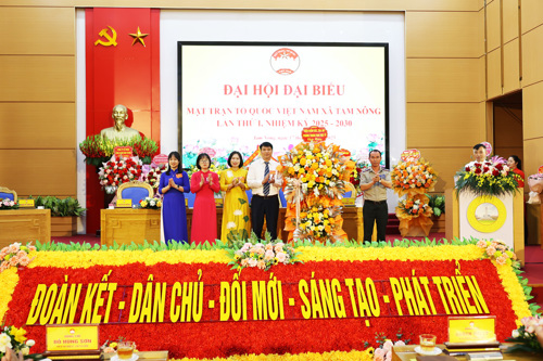 Viện Kiểm sát ND - Tòa án ND - Phòng Thi hành Án Dân sự Khu vực 4 chúc mừng