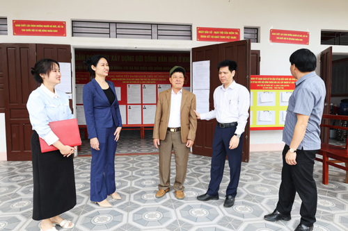 Kiểm tra tại NVH khu 2 Dân Quyền