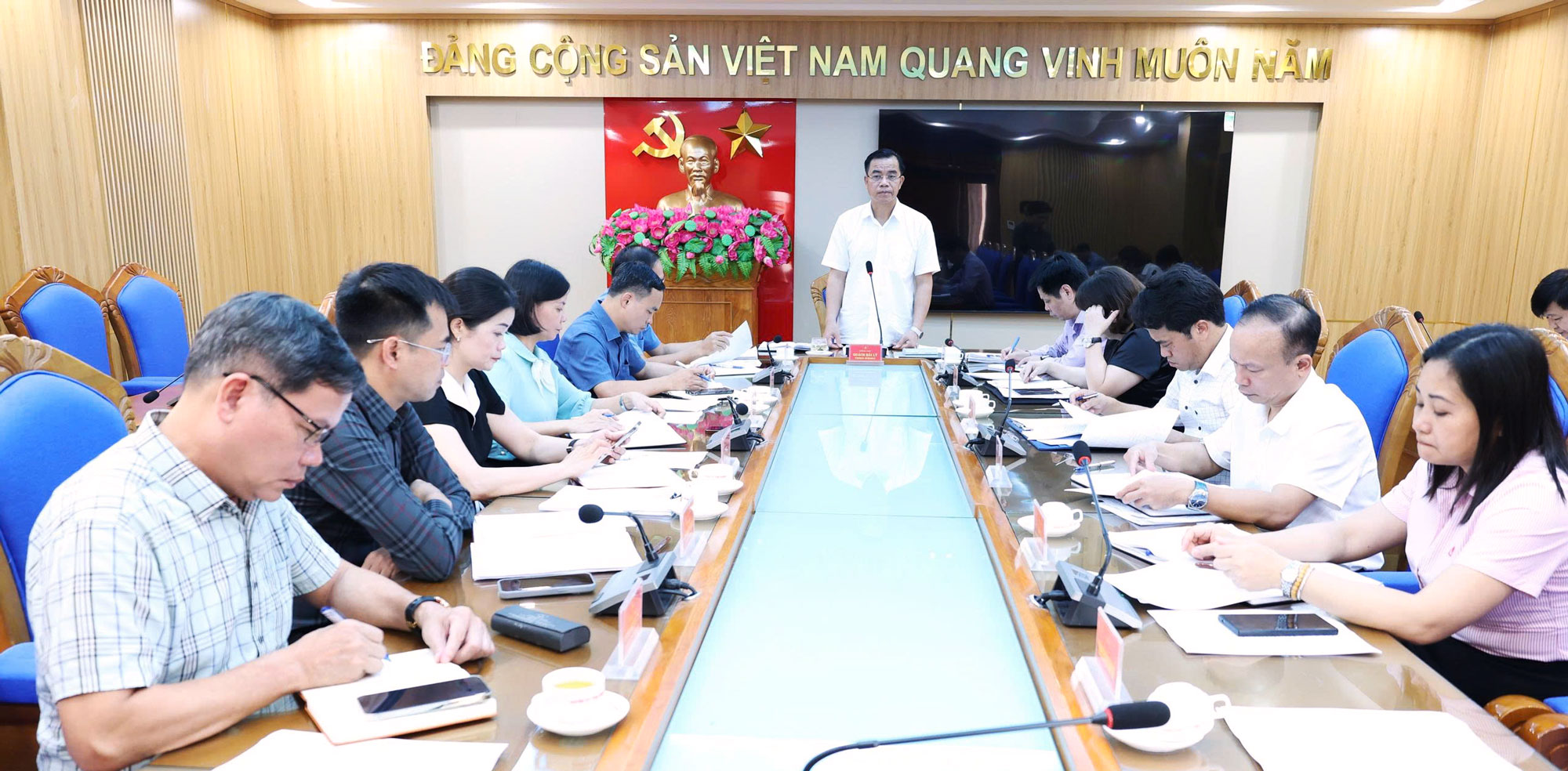 THƯỜNG TRỰC ĐẢNG ỦY XÃ TAM NÔNG HỌP CHO Ý KIẾN VÀO MỘT SỐ NỘI DUNG QUAN TRỌNG.