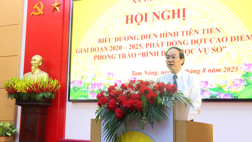 Đồng chí Đỗ Hùng Sơn – PBT, Chủ tịch UBND xã phát biểu