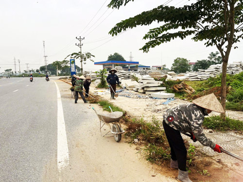 Vệ sinh trên tuyến đường nối 2 KCN