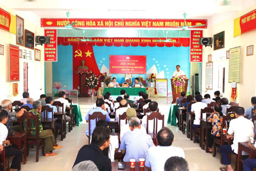 Toàn cảnh buổi tiếp xúc cử tri