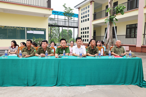 Các đại biểu tham dự chương trình