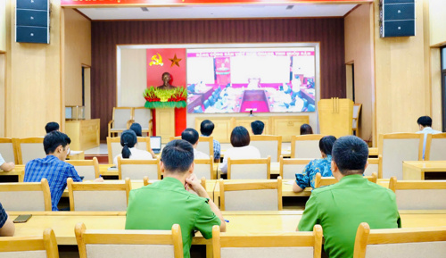 Toàn cảnh hội nghị