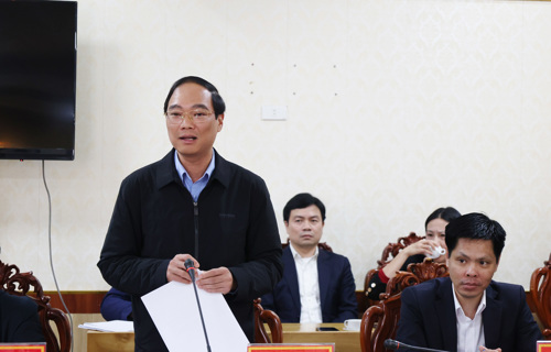 Ông Đỗ Hùng Sơn - PBT Đảng ủy, Chủ tịch UBND xã, Chủ tịch UBBC xã Tam Nông phát biểu tại buổi làm việc