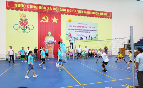 Thi đấu bóng chuyền hơi Nam Nữ