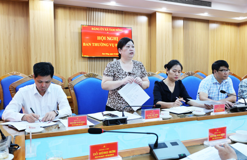 Đồng chí Lê Thị Thu Hiền - UVBTV, Trưởng Ban Xây dựng Đảng phát biểu tại hội nghị